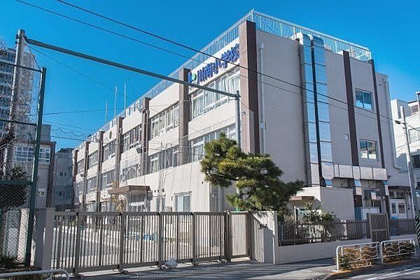 江東区立川南小学校 徒歩3分。 230m