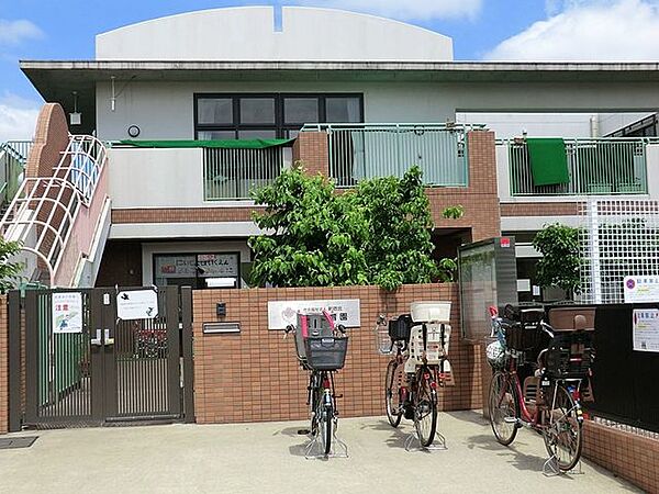 新宿保育園 490m