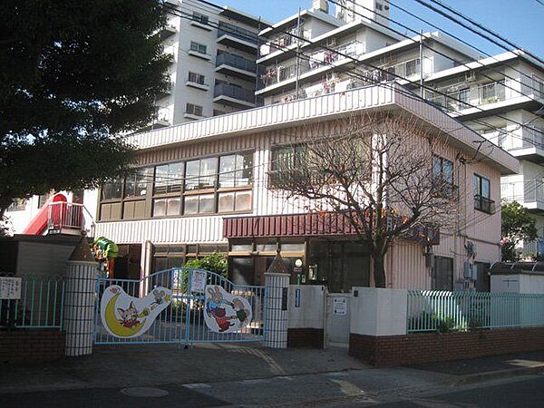 月映保育園 270m