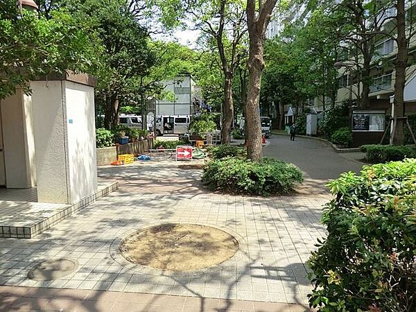 船堀六丁目児童遊園 390m