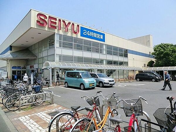 西友加賀鹿浜店 1830m