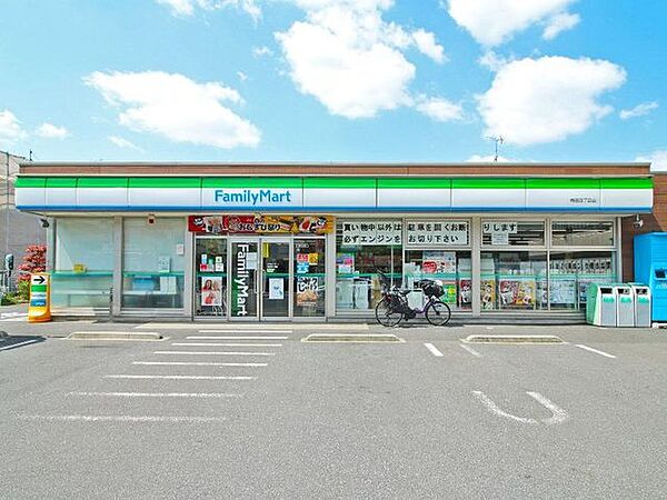 ファミリーマート梅田四丁目店 徒歩7分。 530m