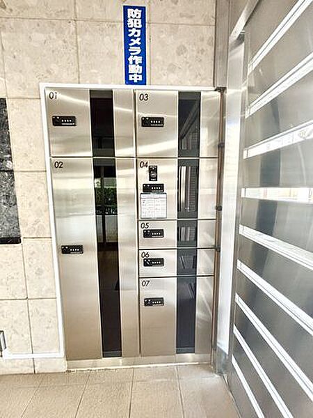 宅配ボックス