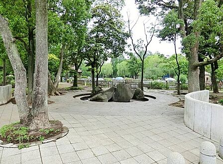 元渕江公園 徒歩10分。 790m
