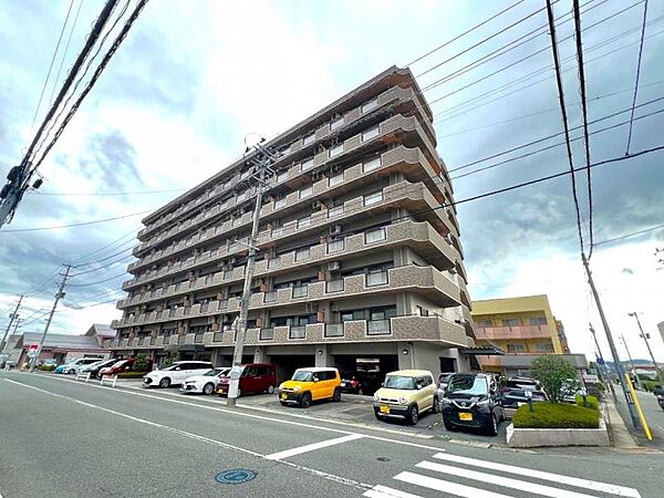 apartment 山形県山形市小白川町1丁目
地図を見る