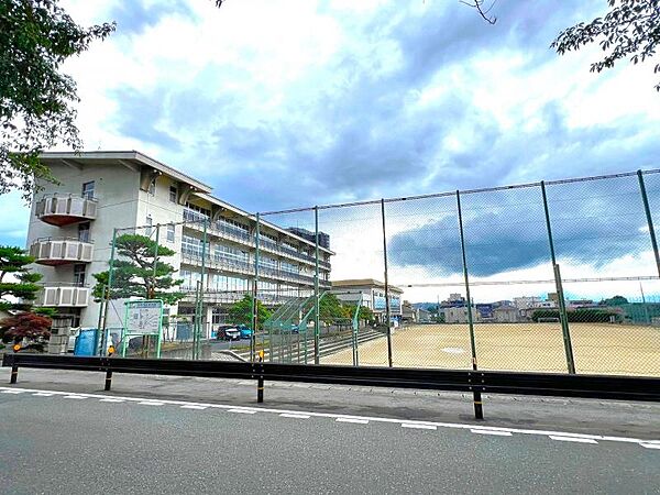 apartment 山形県山形市小白川町1丁目
地図を見る