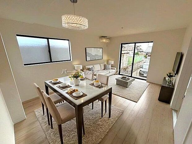 バーチャルステージング画像