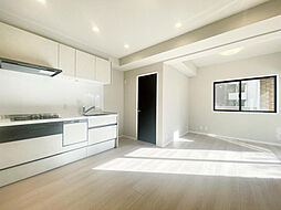 アルシェ王子神谷 302 2LDKのリビング/ダイニング