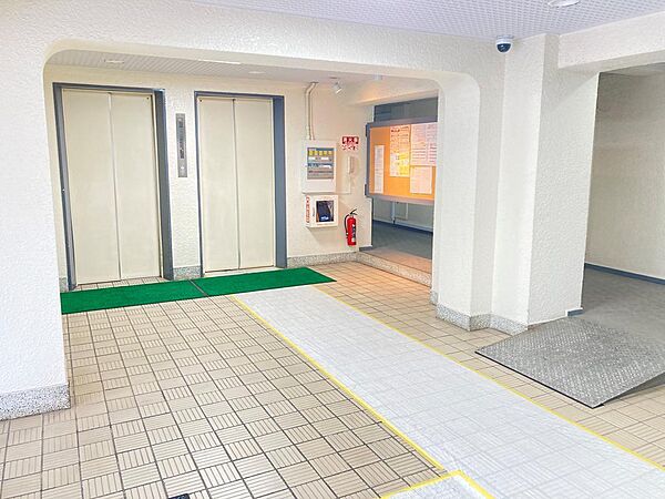 総戸数185戸の大規模物件に嬉しい2基設置。朝の混雑時にも安心です。