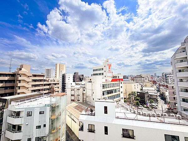 高い建物に遮られない、恵まれた眺望。