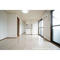 ラ・プランタン C棟 102 1階2LDKのリビング/ダイニング