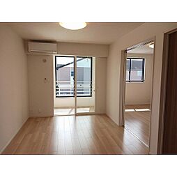 ベルフォールV 201 2階2LDKのリビング/ダイニング