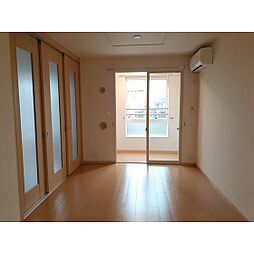 ローレルNS V 203 2階2LDKのリビング/ダイニング