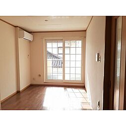 ベル・スクエアI 202 2階2DKのリビング/ダイニング