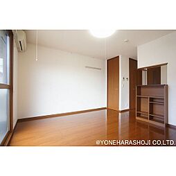 リエゾン E棟 101 1階ワンルームのリビング/ダイニング