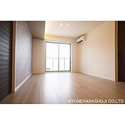 メゾン・メイ 203 1階2LDKのリビング/ダイニング