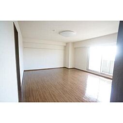 ティ・ビレッジ 301 3階ワンルームのリビング/ダイニング