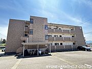 福野駅より徒歩8分 築18年3ヶ月 3階建の賃貸物件