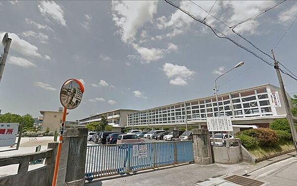 精華小学校 1760m