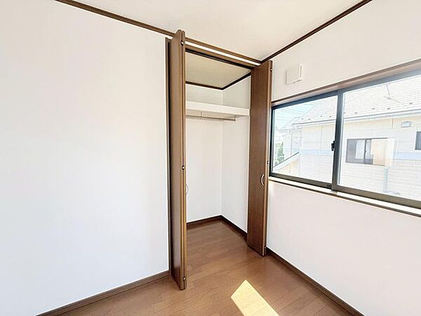 「どれくらい入る？」を体感するには現地で実際に中を覗いてみてください。