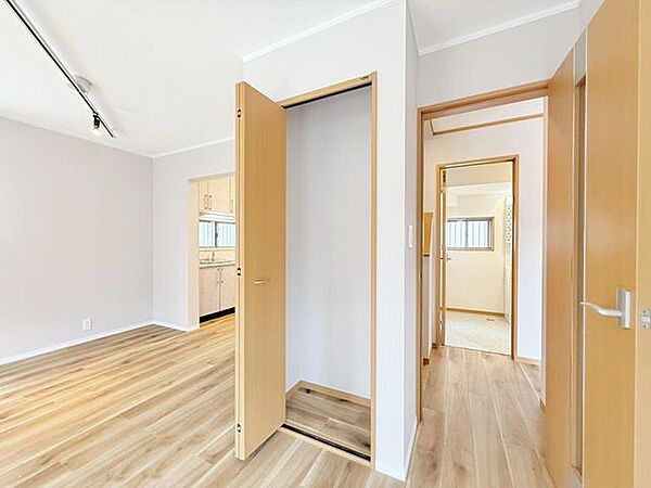 収納の位置や高さ、奥行きなど、写真では分からない「使い勝手」をぜひ確かめてみてください。