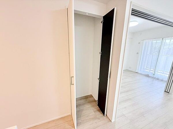 「どれぐらい入る？」を体感するには現地が一番。実際に中を覗いてみて下さい。