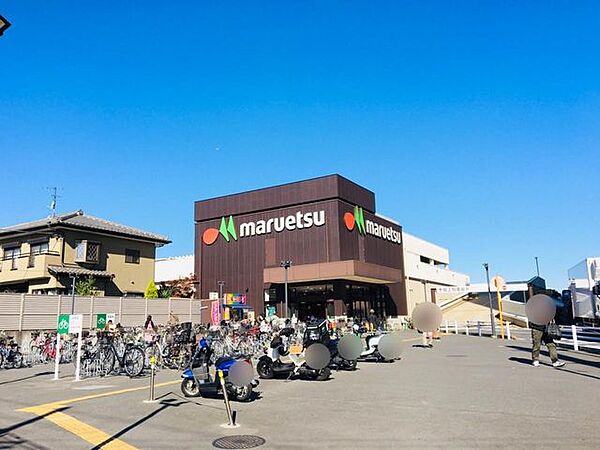 コンビニ マルエツ 大久保駅前店　9:00から22:00　19分1.4km 1400m