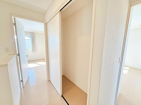 収納の位置や高さ、奥行きなど、写真では分からない「使い勝手」をぜひ確かめてみてください。
