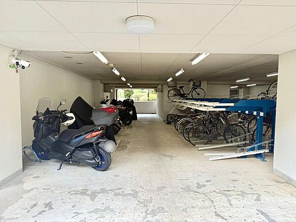 バイク及び自転車置き場