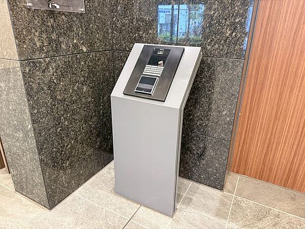 オートロックや管理人さん日勤でセキュリティも安心です。