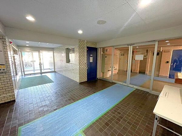 管理人さんのいるエントランスが安心ですね！