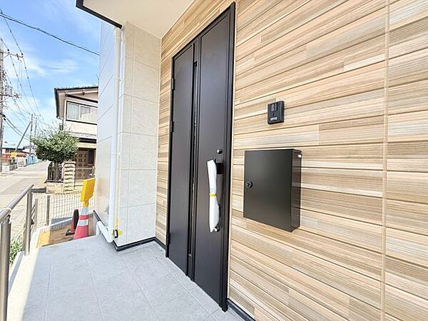 玄関を拡大表示