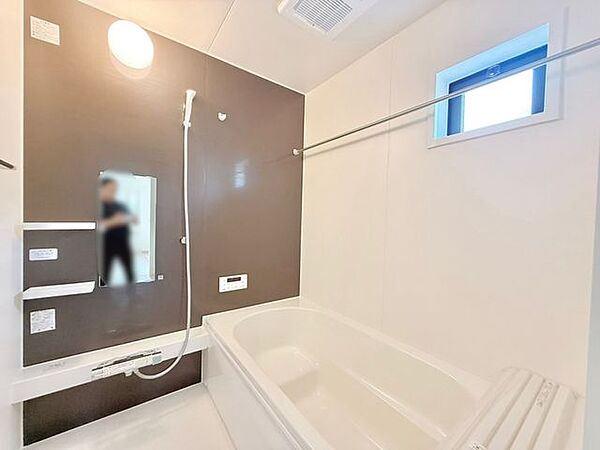 浴室を拡大表示