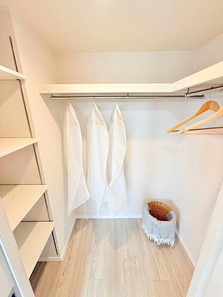 「どれぐらい入る？」を体感するには現地が一番。実際に中を覗いてみて下さい。