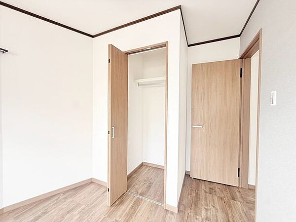 「どれくらい入る？」を体感するには現地で実際に中を覗いてみてください。