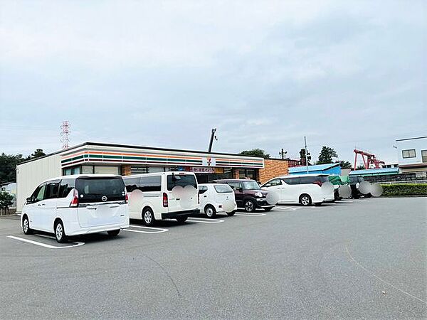 セブンイレブン八千代大学町店 徒歩9分。 700m