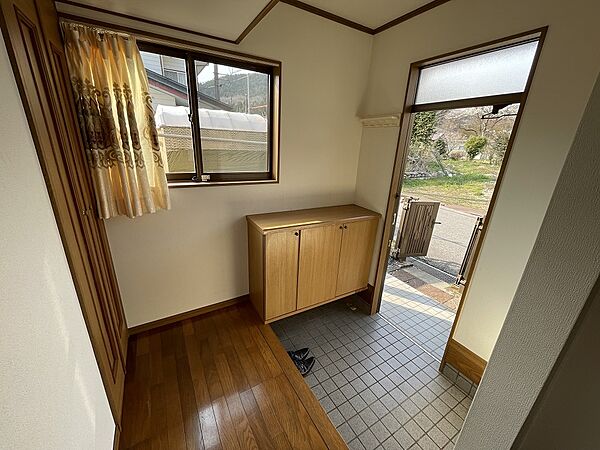 detached 栃木県日光市山口805-8
地図を見る