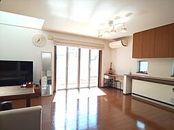 千葉市花見川区花園町 4LDKのリビング/ダイニング