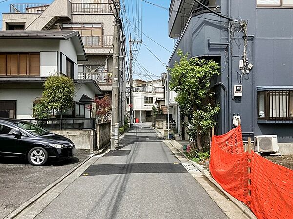 前面道路(南西)