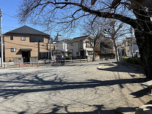 東栄児童公園まで（100m）