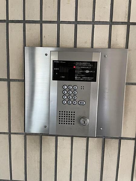 オートロック付きで安心のマンション