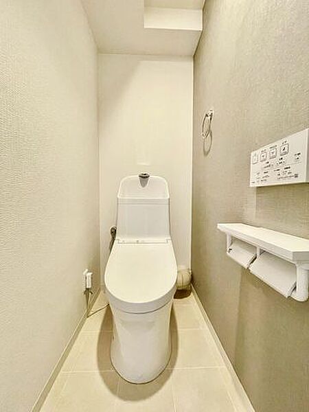 快適なウォシュレット機能付きトイレ！