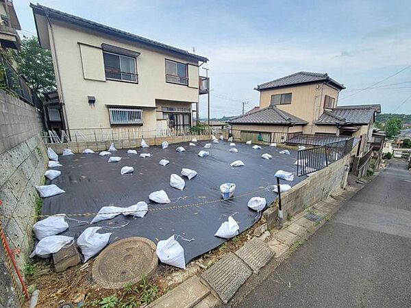 南西むきの道路で陽当り良好