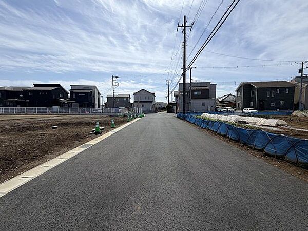 前面道路含む現地写真