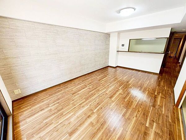 自然の入り方、時間帯による明るいさの違いなど、体感して初めてわかる発見があります。