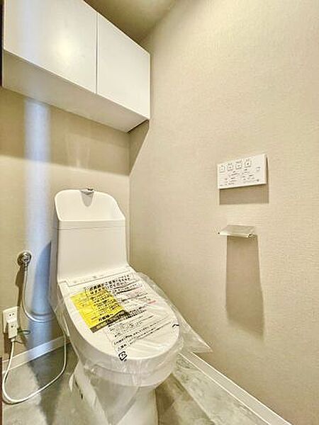快適なウォシュレット機能付きトイレ！