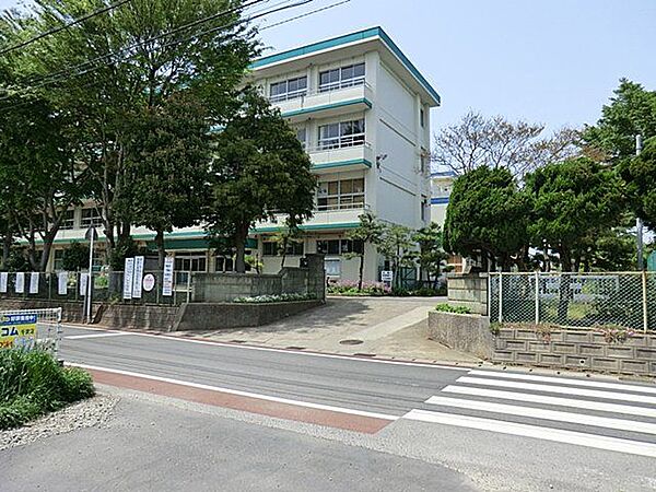 千葉市立若松中学校 徒歩30分。 2350m