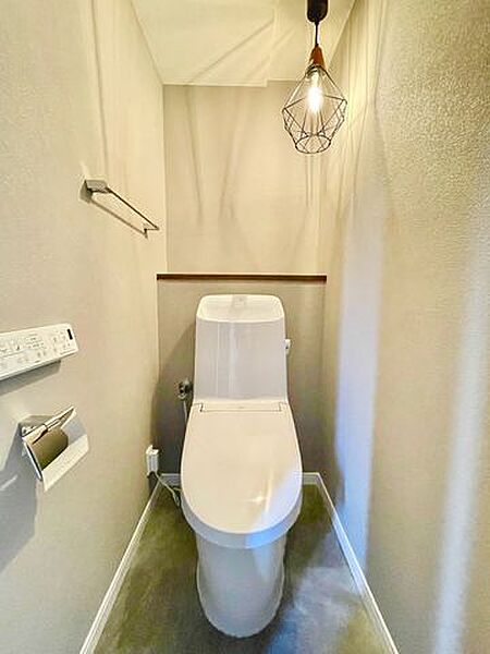 快適なウォシュレット機能付きトイレ！