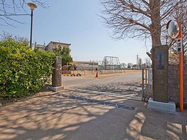 千葉市立都小学校 徒歩9分。 710m