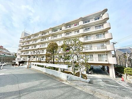 〜ご内見予約・資料請求受付中です〜\\まずは資料だけ…というお問い合せも大歓迎です//